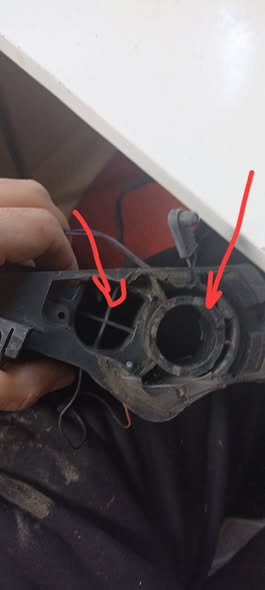 Ayna iç gövdesinde motor yuvasının açılması