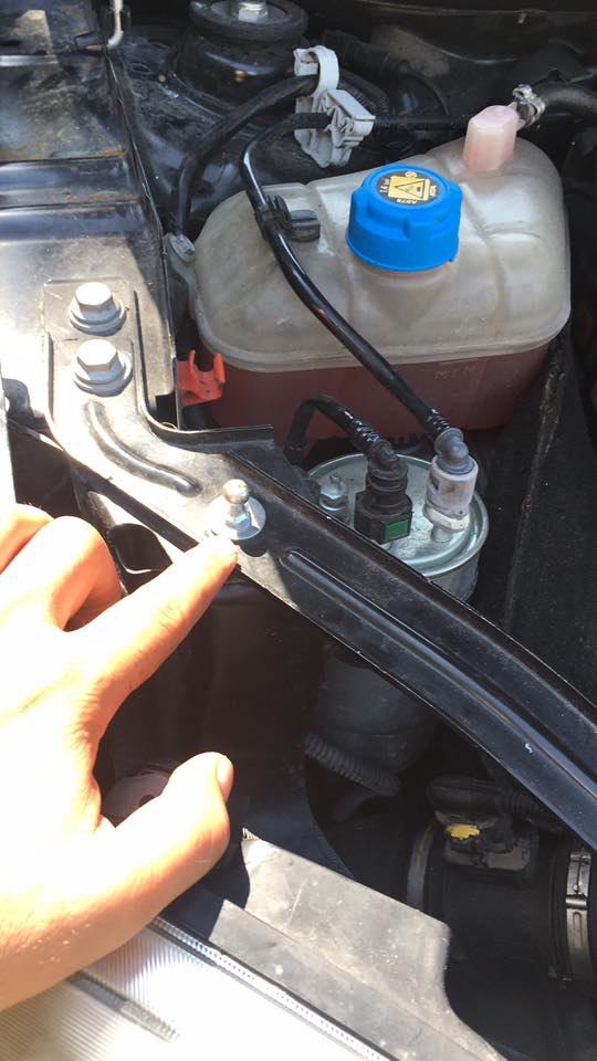 Şaseye takılan armut başlı vida